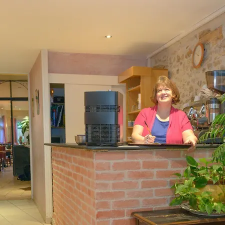 Logis - Et Restaurant De La Montagne Noire Hotell