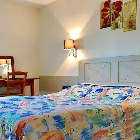 Hotell Logis - Et Restaurant De La Montagne Noire