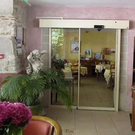 Logis - Et Restaurant De La Montagne Noire Szálloda 2*