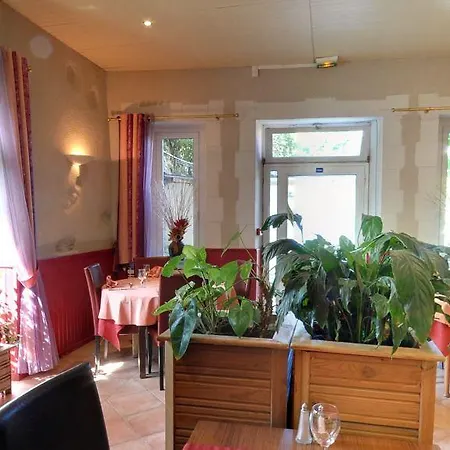 Logis - Et Restaurant De La Montagne Noire Szálloda