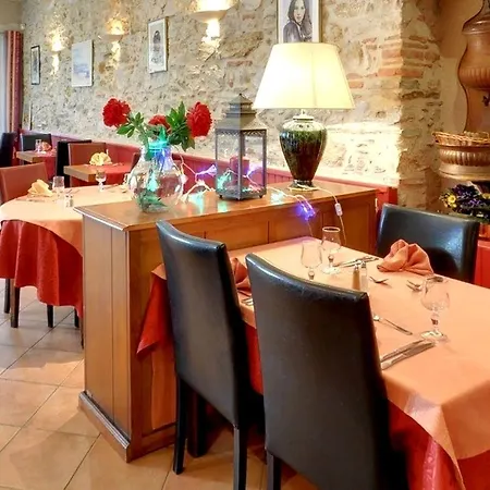 Logis - Et Restaurant De La Montagne Noire Szálloda Dourgne