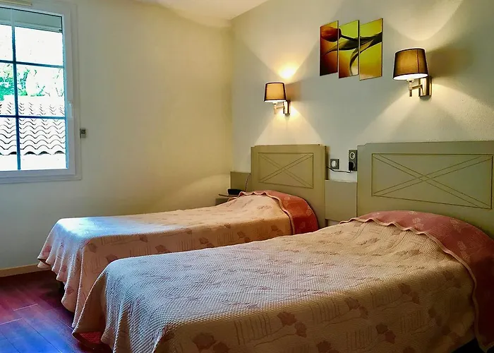 Logis - Et Restaurant De La Montagne Noire Hotel